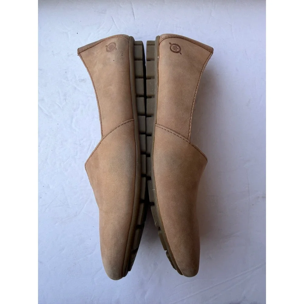 Born Sebra Suede Tan Leather Slip On Notched Vamp Flat Comfort Shoes‎ Sz 7